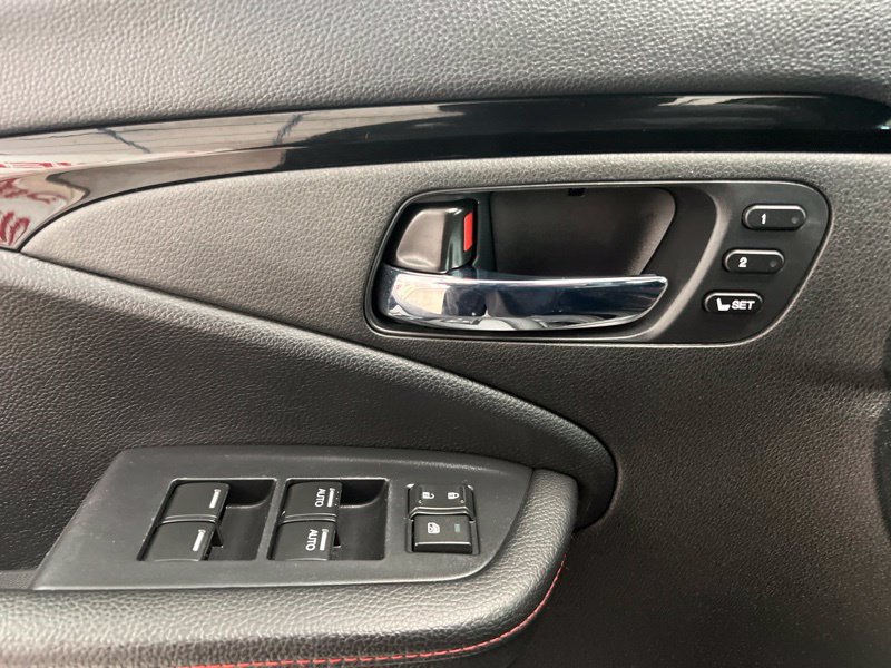 Used 2025 Honda Ridgeline Black Edition image 18