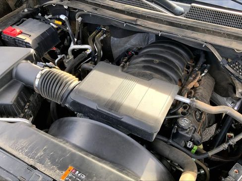 Used 2024 Chevrolet Silverado 2500 Custom image 32