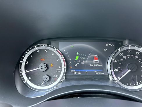 Used 2023 Toyota Highlander L image 14