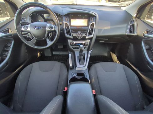 Used 2012 Ford Focus Titanium w/ Cargo Management Pkg image 15