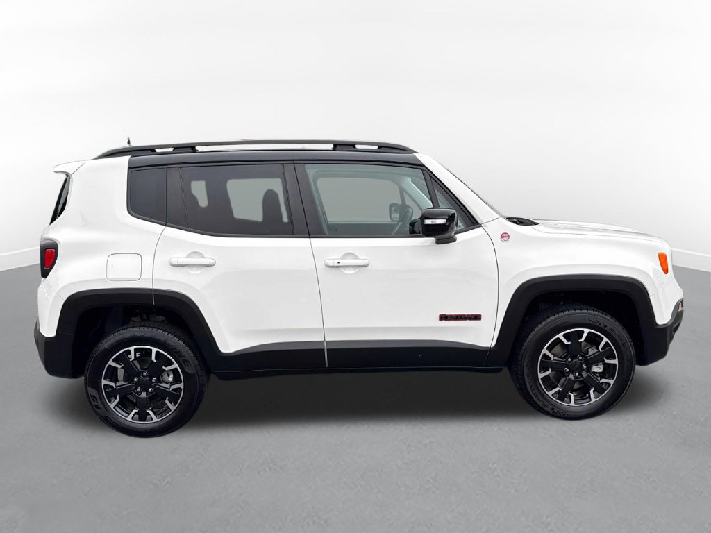 Used 2023 Jeep Renegade Trailhawk AWD/4WD image 5