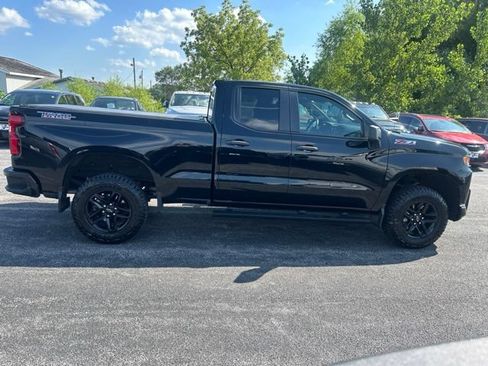 Used 2019 Chevrolet Silverado 1500 Custom Trail Boss w/ Custom Convenience Package AWD/4WD image 7