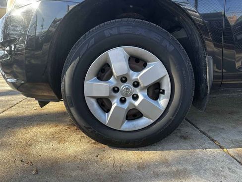 Used 2013 Nissan Rogue S image 8