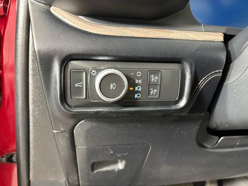Certified 2021 Ford Explorer Platinum w/ Equipment Group 601A AWD/4WD image 14
