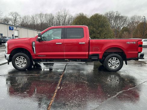 Used 2024 Ford F350 Lariat image 7