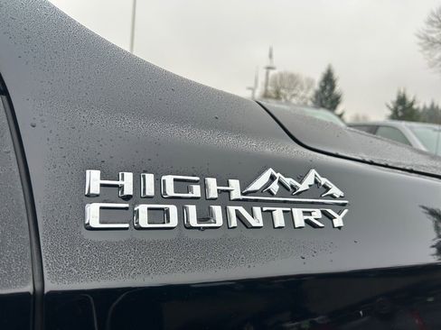 New 2026 Chevrolet Tahoe High Country AWD/4WD image 38