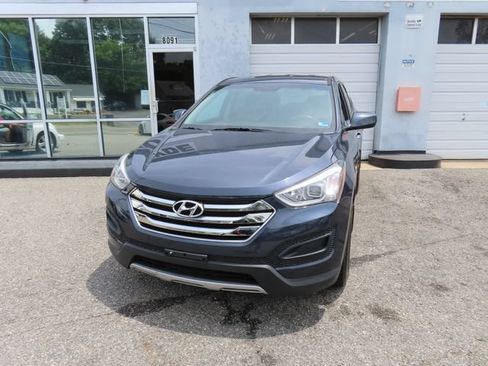 Used 2015 Hyundai Santa Fe Sport AWD/4WD image 2