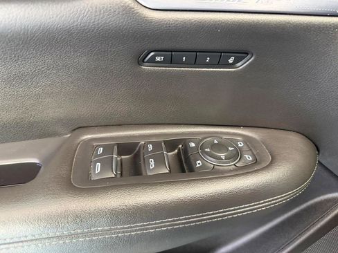 Used 2024 Cadillac XT6 Sport w/ Technology Package AWD/4WD image 13