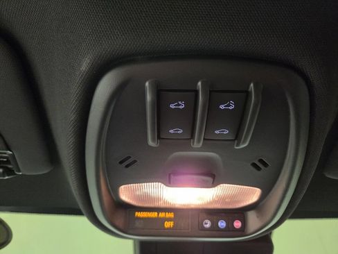 Used 2025 Buick Envista Sport Touring w/ Convenience I Package FWD image 15
