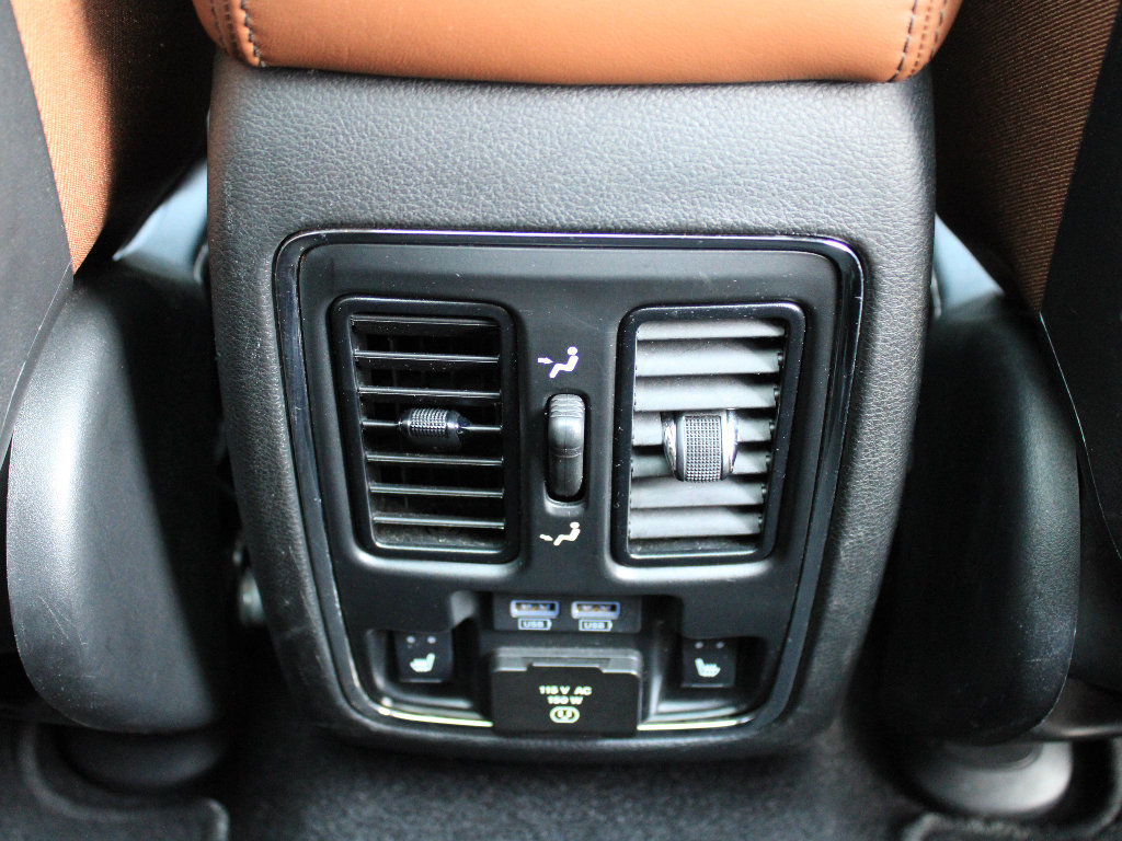 Used 2021 Jeep Grand Cherokee Overland AWD/4WD image 28