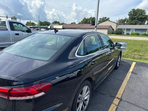 Used 2020 Volkswagen Passat 2.0T SE w/ Sunroof Package FWD image 4