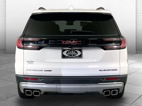 Used 2024 GMC Acadia Elevation AWD/4WD image 3