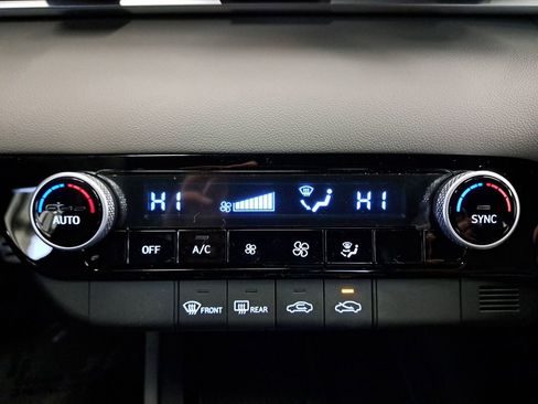 New 2025 Hyundai Elantra Sport image 23