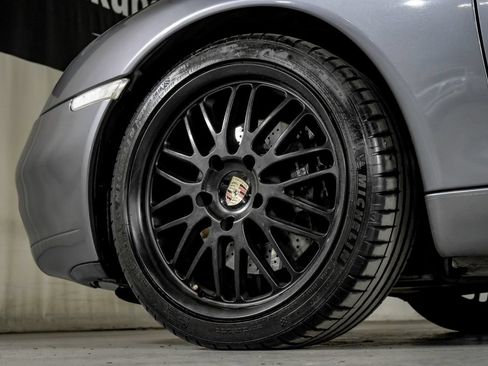 Used 2001 Porsche 911 Carrera RWD image 44