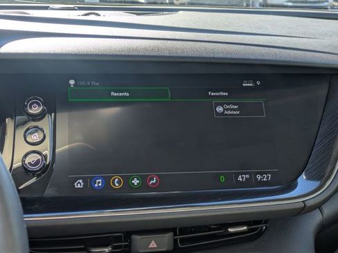 Used 2023 Buick Envision Preferred image 21