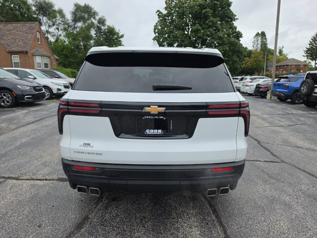 Certified 2024 Chevrolet Traverse LS w/ LPO, Floor Liner Package FWD image 6