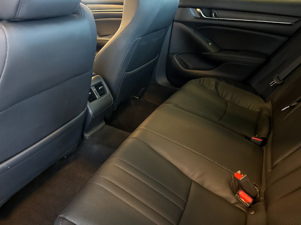 Used 2018 Honda Accord EX-L image 15