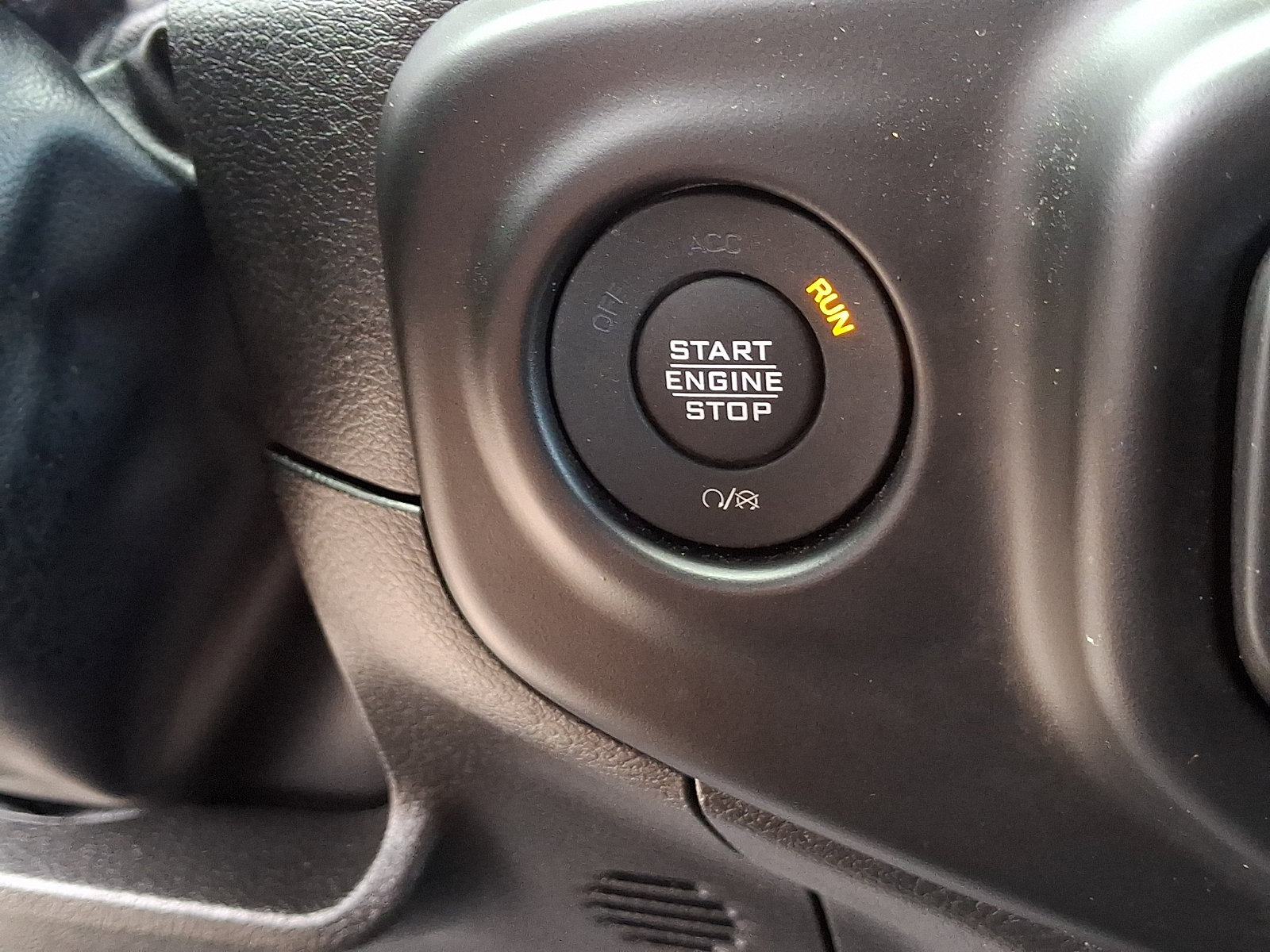 Certified 2023 Jeep Wrangler Sport AWD/4WD image 25