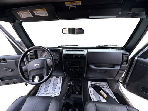 Used 2005 Jeep Wrangler SE AWD/4WD image 20