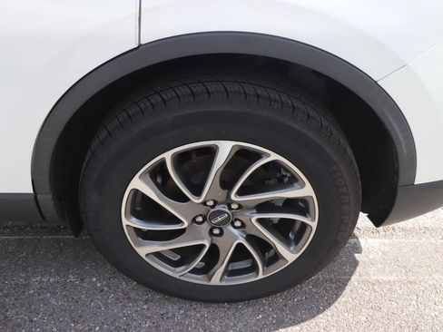 Used 2022 Lincoln Corsair FWD image 15