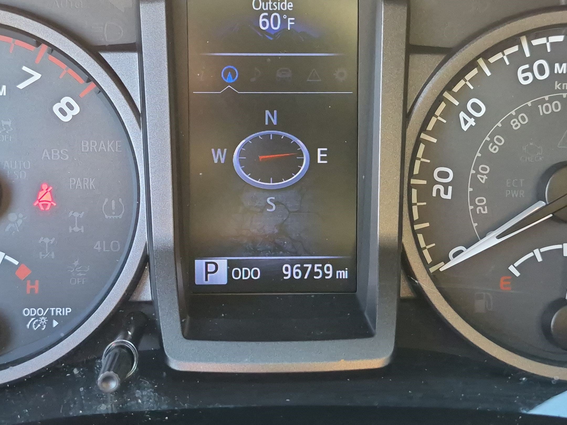 Used 2018 Toyota Tacoma TRD Off-Road w/ Technology Package RWD image 20