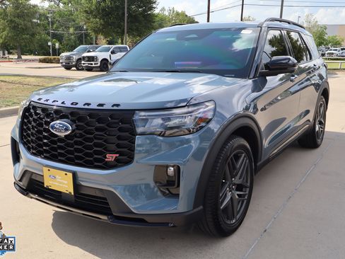 Certified 2026 Ford Explorer ST w/ Sun And Sound Package AWD/4WD image 8