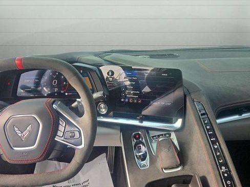 Used 2023 Chevrolet Corvette Stingray Premium Cpe w/ Z51 Performance Package image 18