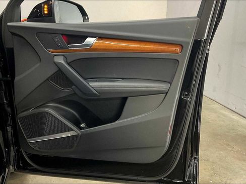 Certified 2023 Audi Q5 2.0T Premium Plus w/ Premium Plus Package image 25