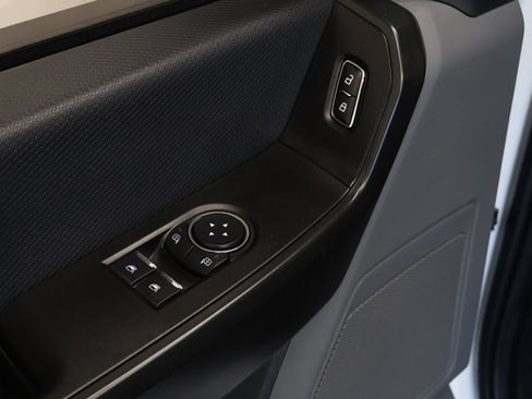Used 2025 Ford F150 XL RWD image 15