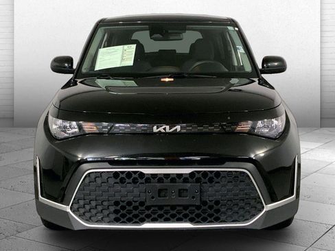 Used 2025 Kia Soul LX w/ LX Technology Package FWD image 2