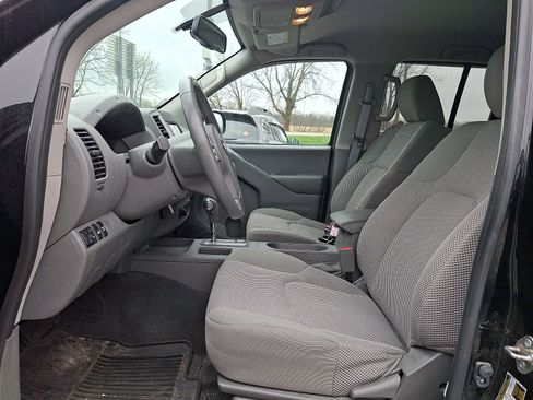 Certified 2019 Nissan Frontier SV w/ Value Truck Package image 9