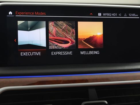 Used 2022 BMW ALPINA B7 xDrive w/ Luxury Rear Seating Package image 66