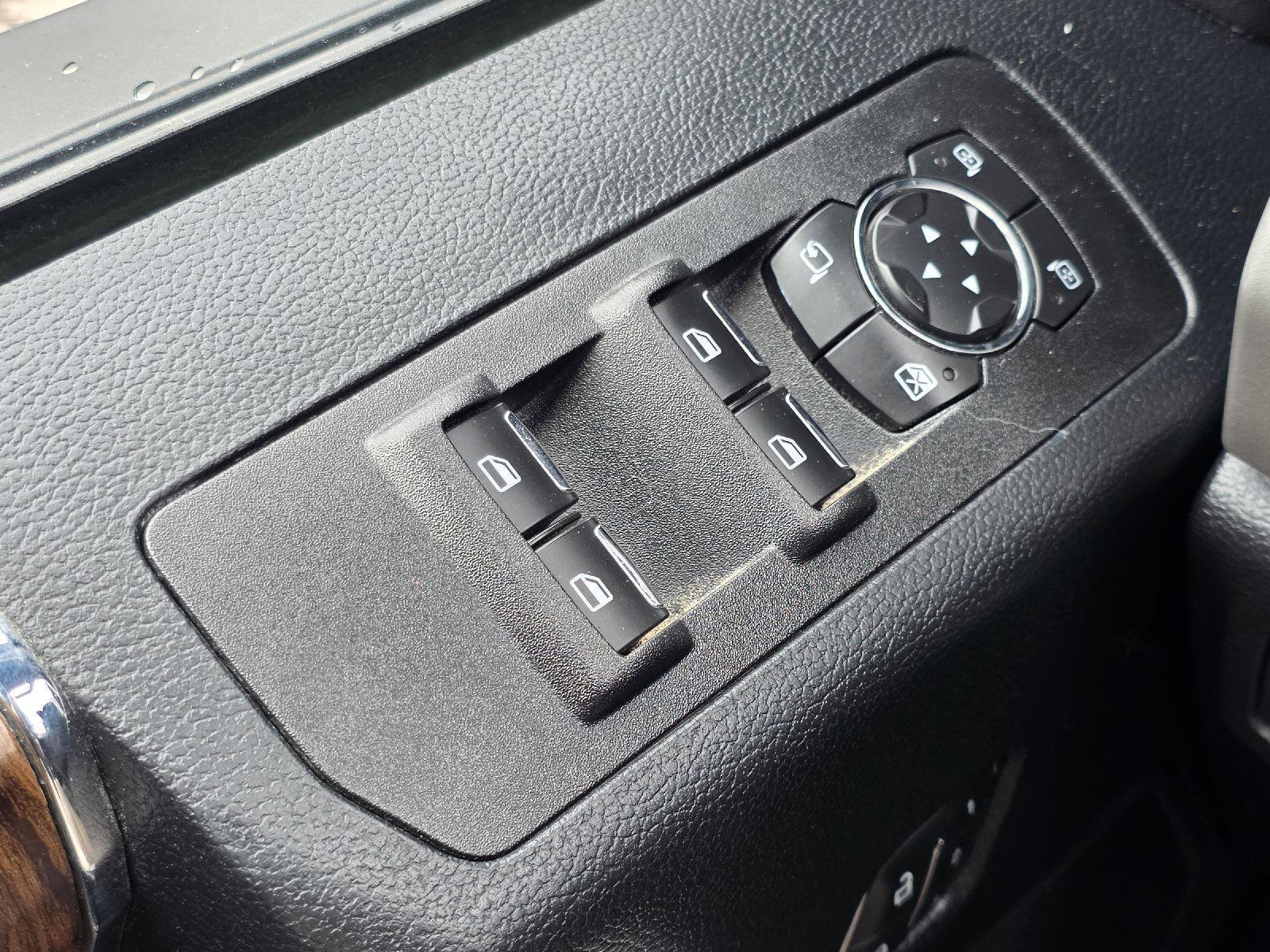 Used 2019 Ford F150 Lariat w/ Equipment Group 502A Luxury AWD/4WD image 8