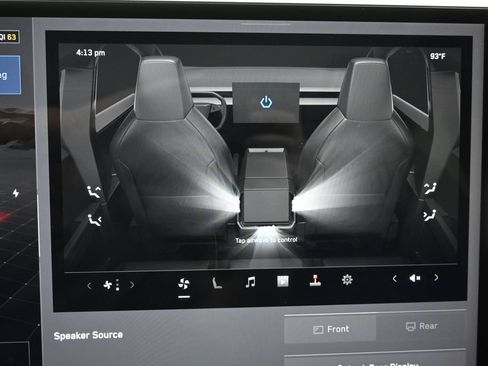 Used 2024 Tesla Cybertruck AWD Crew Cab image 18