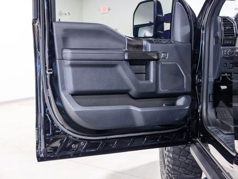Used 2022 Ford F250 Lariat w/ Lariat Ultimate Package AWD/4WD image 28