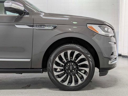 Used 2023 Lincoln Navigator L Black Label AWD/4WD image 11