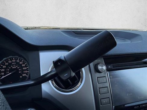 Used 2018 Toyota Tundra SR5 image 16