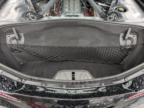 Used 2023 Chevrolet Corvette Stingray Premium Cpe w/ Z51 Performance Package image 17