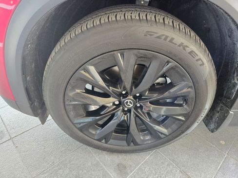 Certified 2025 MAZDA CX-90 Plug-In Hybrid w/Premium Sport image 27