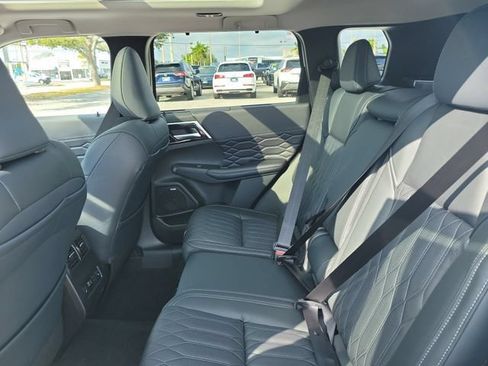 New 2026 Mitsubishi Outlander SEL FWD image 14