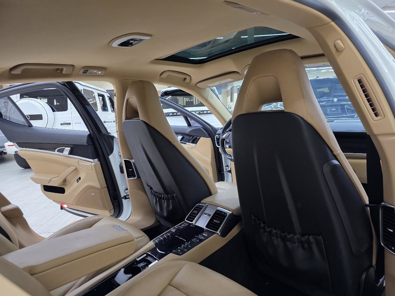 Used 2015 Porsche Panamera 4 w/ Premium Package Plus AWD/4WD image 24