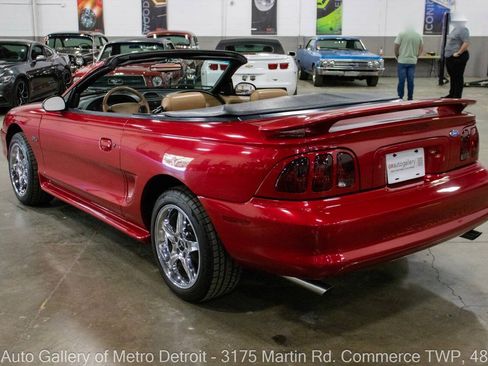 Used 1997 Ford Mustang GT RWD image 5