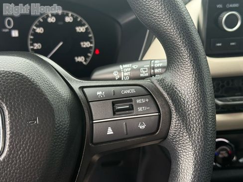 Certified 2025 Honda HR-V LX image 19