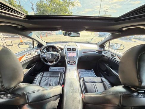 Used 2020 Lincoln MKZ Reserve w/ Monochromatic Package AWD/4WD image 26