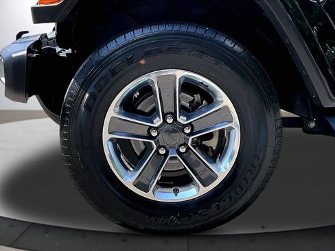 Certified 2022 Jeep Wrangler Unlimited Sahara w/ Cold Weather Group AWD/4WD image 32