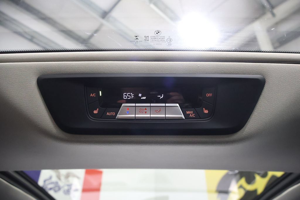 Used 2019 BMW X7 xDrive40i w/ Premium Package AWD/4WD image 29