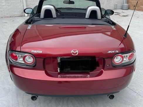 Used 2008 MAZDA MX-5 Miata Touring w/ Suspension Pkg RWD image 4