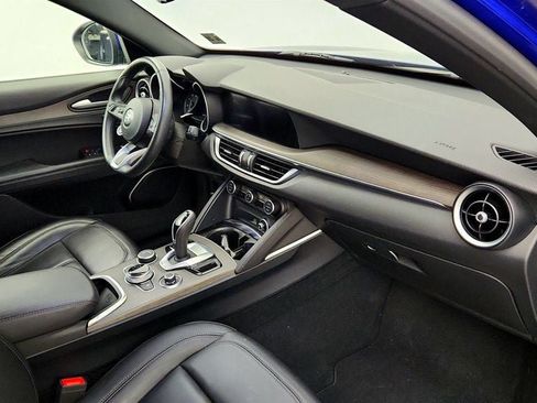 Used 2022 Alfa Romeo Stelvio Ti AWD/4WD image 26