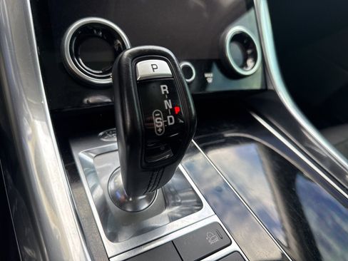 Used 2019 Land Rover Range Rover Sport Autobiography image 24