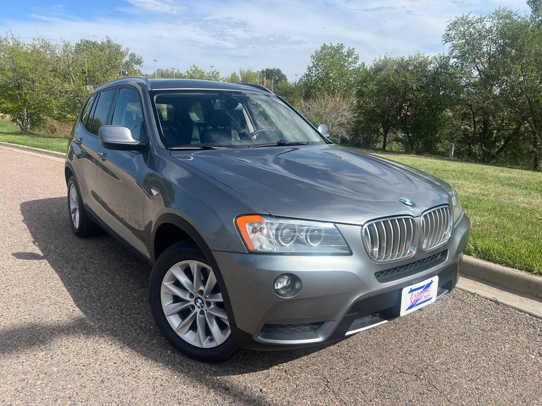 Used 2013 BMW X3 xDrive28i AWD/4WD image 1